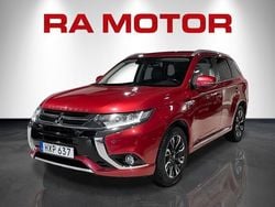 Röd Begagnad 2018 Mitsubishi Outlander P-HEV SUV | 169 900 kr (Marknadspris)