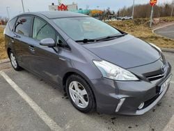 Grå Begagnad 2012 Toyota Prius+ Minibuss | 125 000 kr (Bra pris)