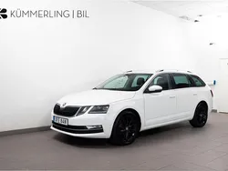 Vit Begagnad 2020 Skoda Octavia Kombi | 154 900 kr (Marknadspris)
