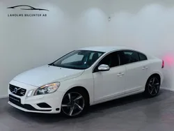 Vit Begagnad 2012 Volvo S60 R-Design Sedan | 109 900 kr (Marknadspris)