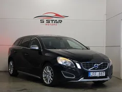 Svart Begagnad 2010 Volvo V60 Momentum Kombi | 69 900 kr (Marknadspris)