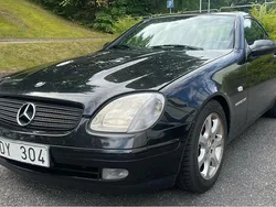 Svart Begagnad 2000 Mercedes SLK230 Cab | 58 000 kr (Bra pris)