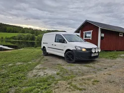 Vit Begagnad 2014 VW Caddy Maxi Minibuss | 110 000 kr (Lite dyr)