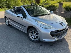 Grå Begagnad 2008 Peugeot 207 CC Cab | 55 000 kr (Marknadspris)