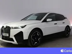 Vit Begagnad 2021 BMW iX Sport Line SUV | 528 900 kr (Bra pris)