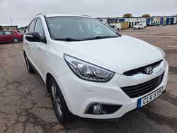 Vit Begagnad 2014 Hyundai ix35 Premium SUV | 94 900 kr (Marknadspris)