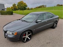Grå Begagnad 2006 Volvo S60 Dynamic Sedan | 37 000 kr (Marknadspris)
