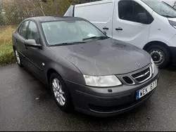 Brun Begagnad 2005 Saab 9-3 Linear Sedan | 21 999 kr (Marknadspris)