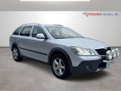 Silver Begagnad 2013 Skoda Octavia Scout Kombi | 84 900 kr (Marknadspris)