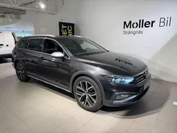 Mörkgrå (mangan grey metallic) Begagnad 2022 VW Passat Alltrack Kombi | 264 900 kr (Bra pris)