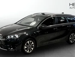 Svart (black) Begagnad 2022 Kia Ceed Sportswagon Advance Kombi | 239 900 kr (Marknadspris)