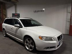 Vit Begagnad 2011 Volvo V70 R-Design Kombi | 59 900 kr