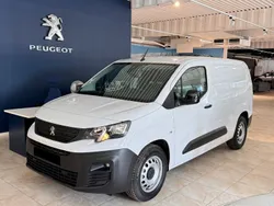 Vit Begagnad 2023 Peugeot E-Partner Minibuss | 349 900 kr (Dyr)