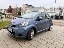 Blå Begagnad 2009 Toyota Aygo Halvkombi | 32 500 kr (Marknadspris)