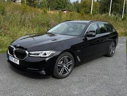 Svart Begagnad 2024 BMW 530 Kombi | 436 900 kr