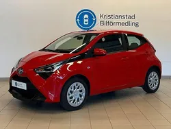 Röd Begagnad 2019 Toyota Aygo X-play Halvkombi | 104 900 kr (Bra pris)