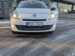 Begagnad 2012 Renault Grand Scénic III Minibuss | 17 500 kr (Bra pris)