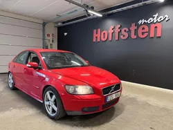 Röd Begagnad 2007 Volvo S40 Sedan | 49 900 kr (Marknadspris)