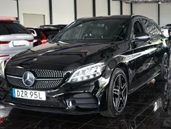 Svart Begagnad 2020 Mercedes C300e AMG line Kombi | 259 500 kr (Marknadspris)