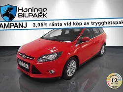 Röd Begagnad 2014 Ford Focus Titanium Kombi | 69 900 kr (Bra pris)