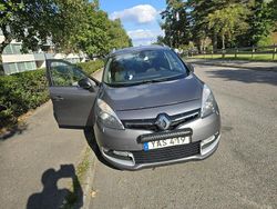Grå Begagnad 2016 Renault Grand Scénic IV LIMITED Minibuss | 45 000 kr