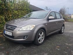 Grå Begagnad 2007 Kia Ceed Halvkombi | 16 900 kr (Marknadspris)