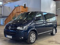 Mörkblå Begagnad 2011 VW Multivan Highline Minibuss | 249 900 kr (Lite dyr)
