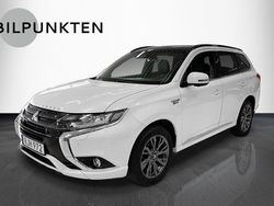 Vit Begagnad 2017 Mitsubishi Outlander P-HEV Edition Kombi | 189 900 kr (Marknadspris)
