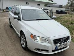 Vit Begagnad 2010 Volvo V70 Summum Kombi | 75 000 kr (Bra pris)