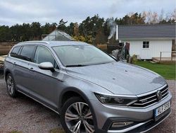 Silver Begagnad 2022 VW Passat Alltrack Kombi | 275 000 kr (Bra pris)