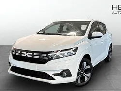 Vit (white) Ny 2025 Dacia Sandero Expression Halvkombi | 219 900 kr (Marknadspris)