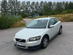 Silver Begagnad 2008 Volvo C30 Halvkombi | 34 500 kr (Marknadspris)