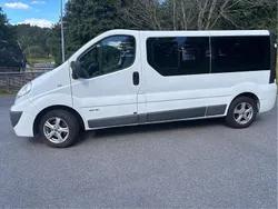Vit Begagnad 2011 Nissan Primastar Minibuss | 119 000 kr (Dyr)