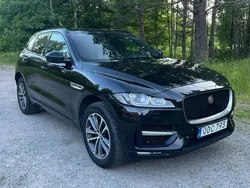 Svart Begagnad 2018 Jaguar F-Pace R-Sport SUV | 225 000 kr (Superpris)