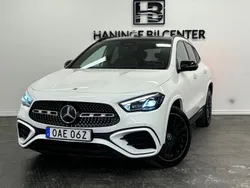 Vit Begagnad 2024 Mercedes GLA250 SUV | 529 900 kr