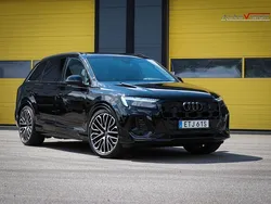 Svart Begagnad 2024 Audi Q7 S-Line SUV | 939 000 kr