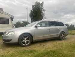 Silver Begagnad 2008 VW Passat Sportline Kombi | 25 000 kr (Bra pris)
