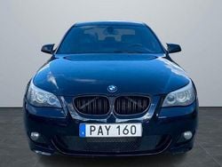 Svart Begagnad 2009 BMW 520 M Sport Sedan | 59 900 kr (Marknadspris)