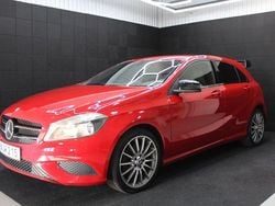 Röd Begagnad 2014 Mercedes A180 Style Halvkombi | 119 000 kr (Marknadspris)