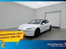 Vit Begagnad 2024 Tesla Model 3 Standard Range Sedan | 419 800 kr (Lite dyr)