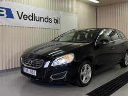 Svart Begagnad 2012 Volvo V60 Momentum Kombi | 79 900 kr (Marknadspris)