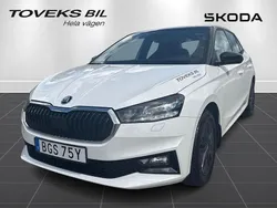 Vit (white black metallic) Begagnad 2024 Skoda Fabia Selection Halvkombi | 229 900 kr (Marknadspris)
