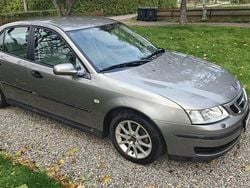 Grå Begagnad 2004 Saab 9-3 Linear Sedan | 18 000 kr (Marknadspris)