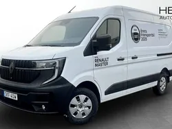 Vit (white) Begagnad 2024 Renault Master Van | 462 375 kr