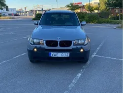 Grå Begagnad 2004 BMW X3 SUV | 39 900 kr (Bra pris)