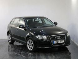 Svart Begagnad 2009 Audi A3 Sportback Attraction Halvkombi | 59 900 kr (Marknadspris)