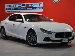 Vit Begagnad 2016 Maserati Ghibli Sportkupé | 398 900 kr