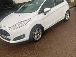 Vit Begagnad 2015 Ford Fiesta Titanium Halvkombi | 70 000 kr (Bra pris)