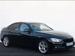 Svart Begagnad 2018 BMW 320 Comfort Edition Sedan | 210 000 kr (Marknadspris)