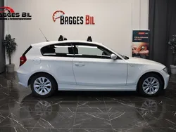 Vit Begagnad 2009 BMW 116 Halvkombi | 55 900 kr